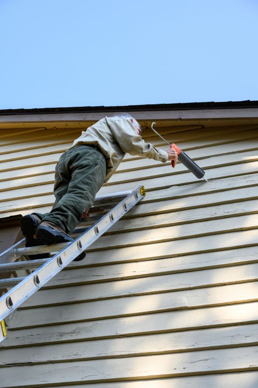 Expert Vinyl Siding Repair